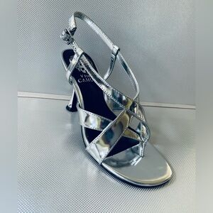 VINCECAMUTO women’s Sandals